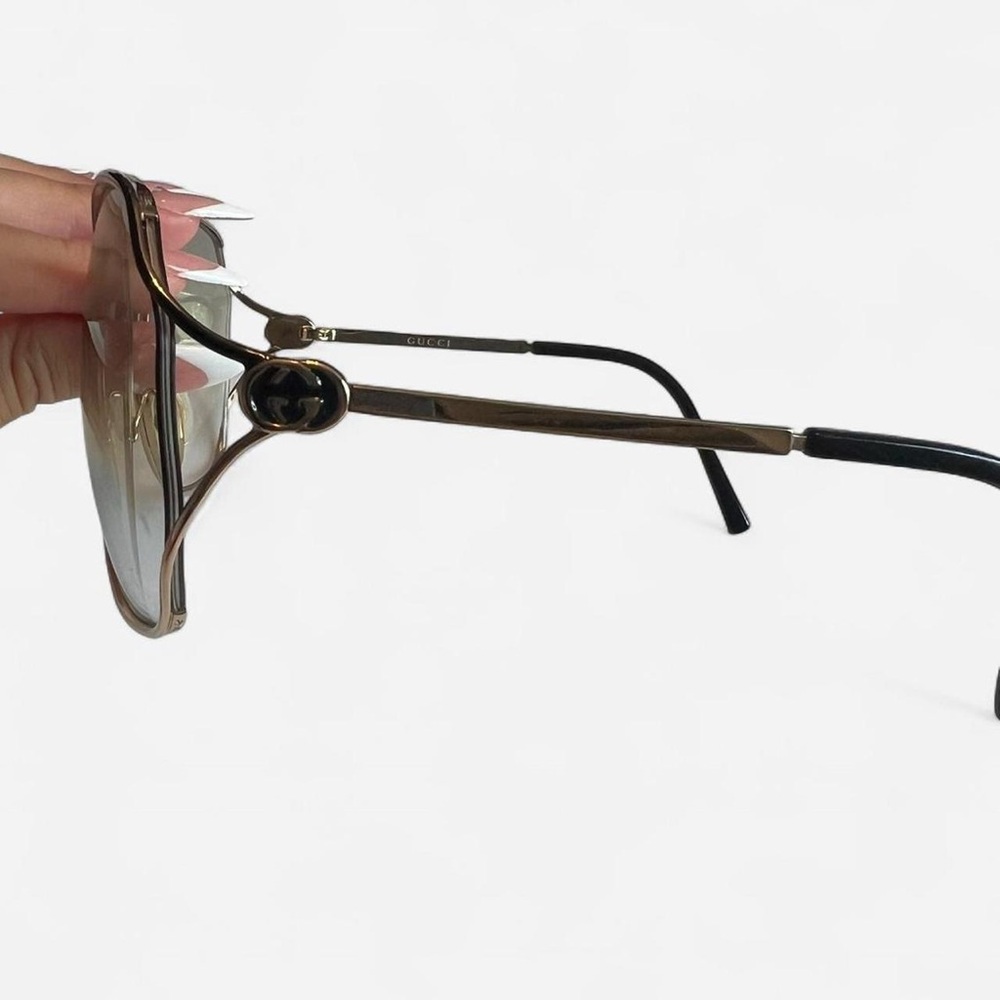 Gucci Women's Silver and Black Sunglasses GG2846 - Picture 6 of 6